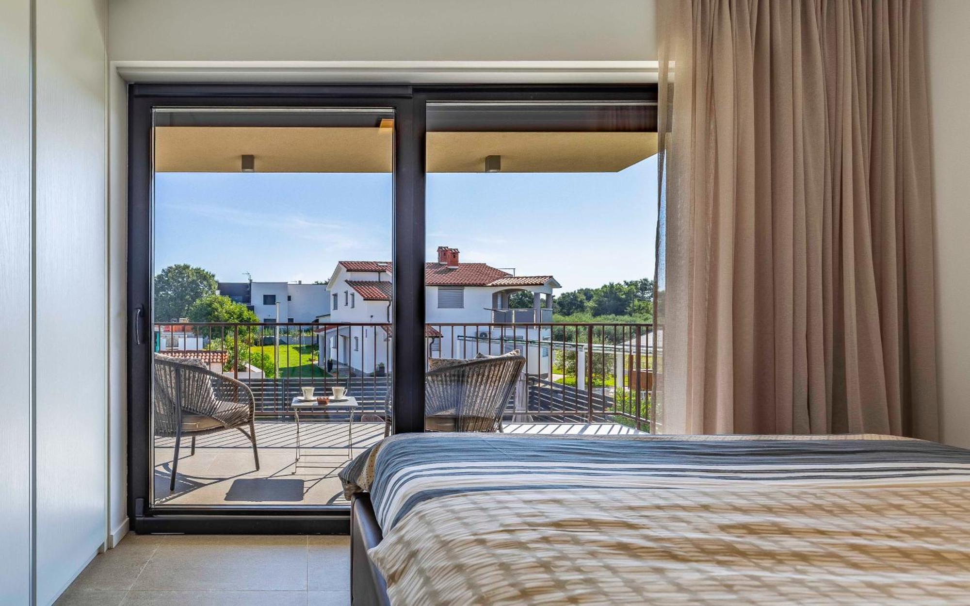 Apartamento Ap Caci Mit Pool - Istriensonne 0712-0737 Medulin Exterior foto