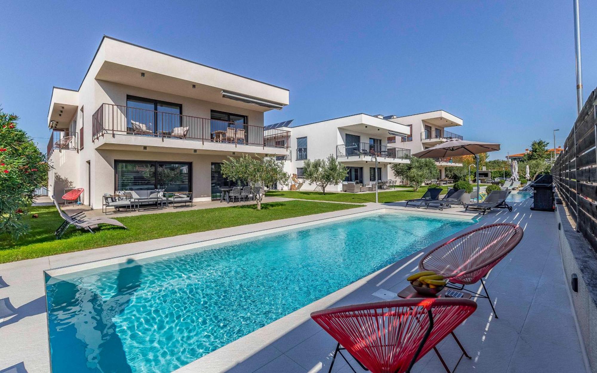 Apartamento Ap Caci Mit Pool - Istriensonne 0712-0737 Medulin Exterior foto