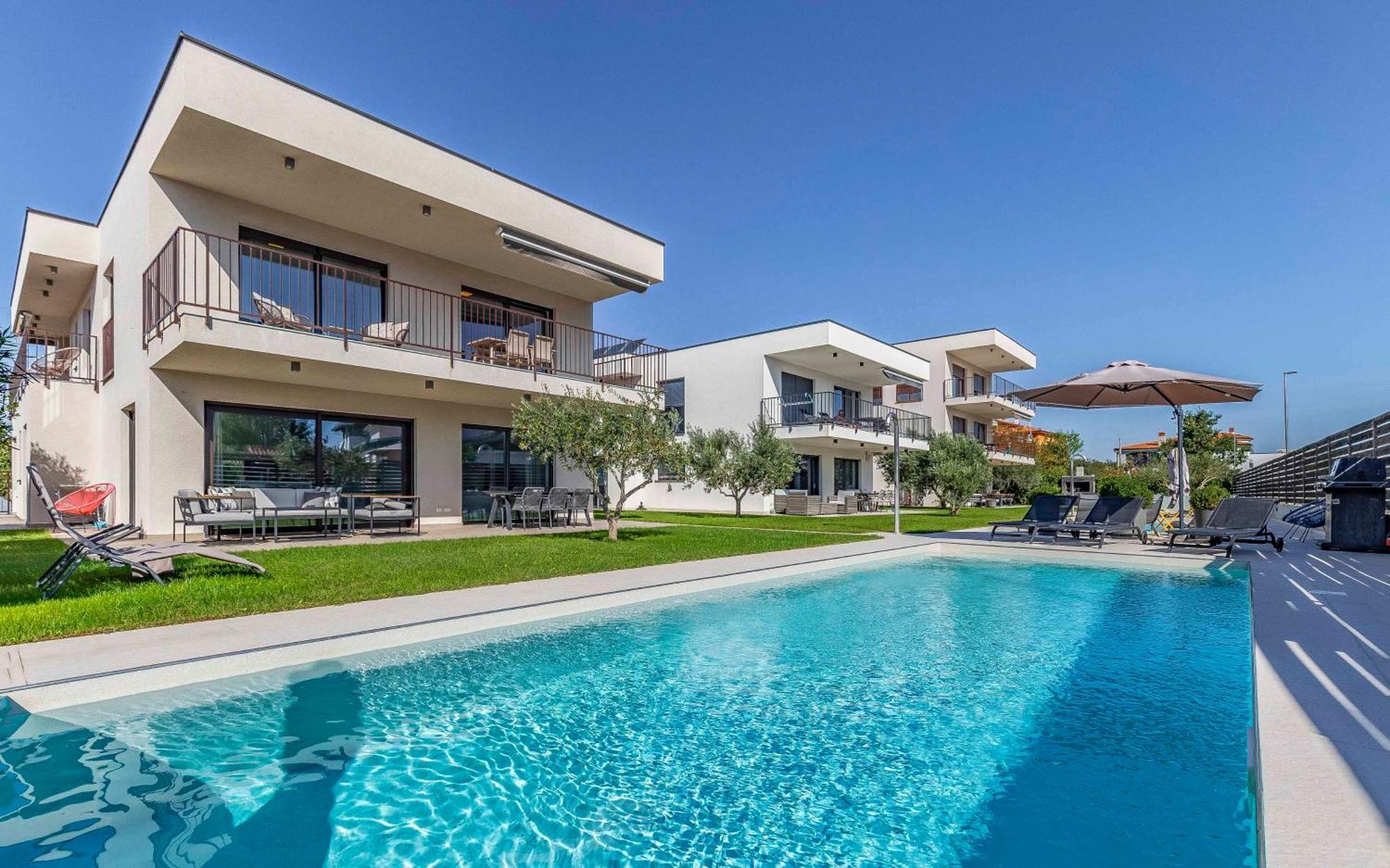 Apartamento Ap Caci Mit Pool - Istriensonne 0712-0737 Medulin Exterior foto