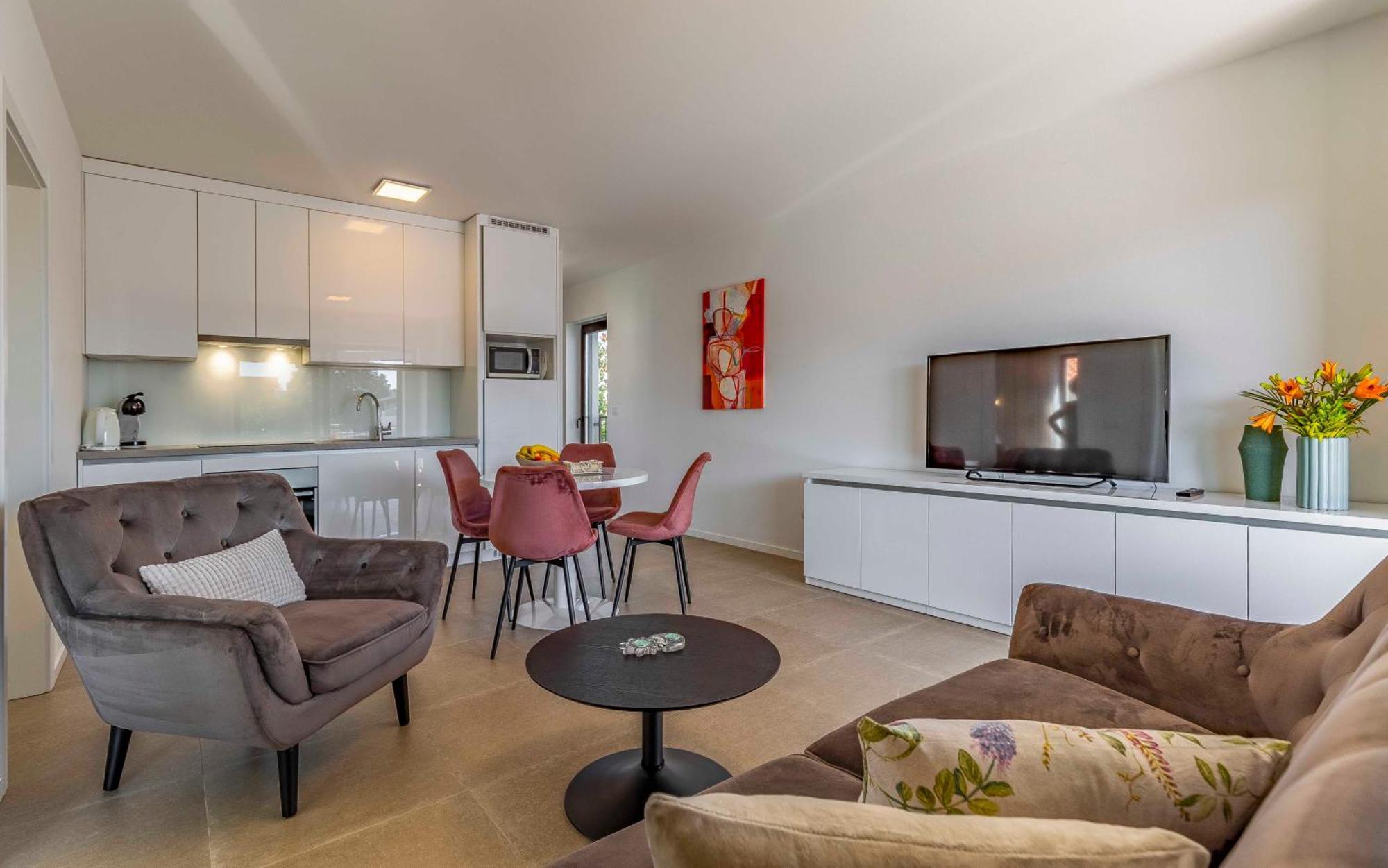 Apartamento Ap Caci Mit Pool - Istriensonne 0712-0737 Medulin Exterior foto
